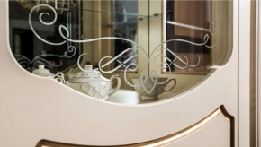 Витрина одностворчатая Мона Лиза (крем) в Талице - talica.ok-mebel.com | фото 6